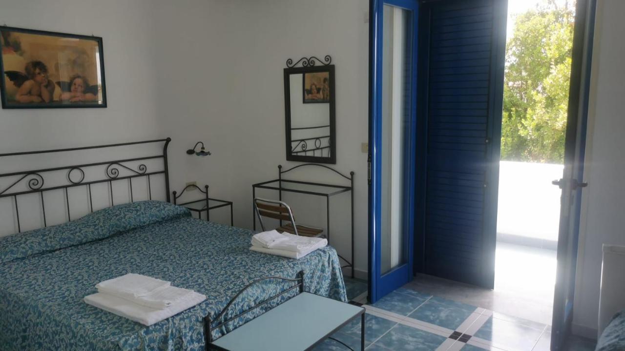 Hotel Celeste Procida Exterior foto