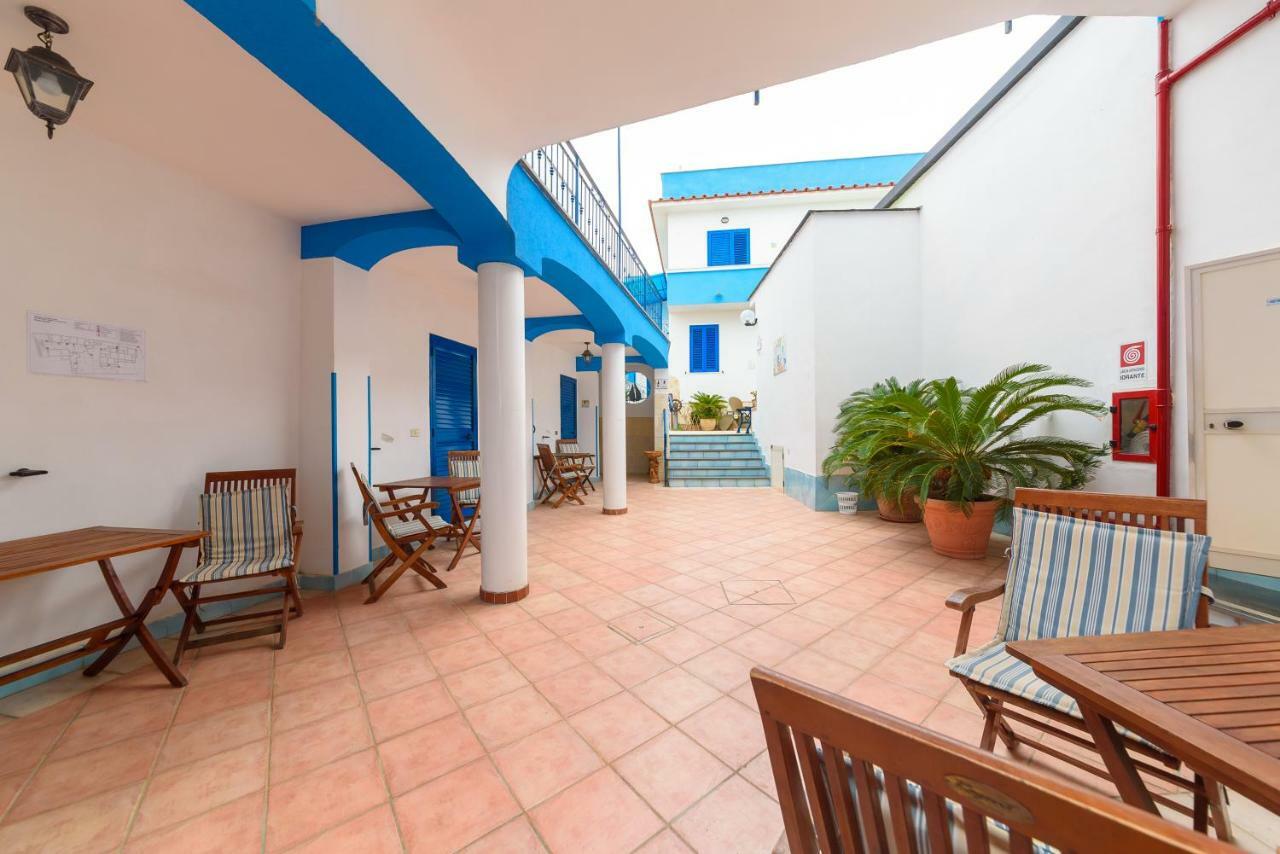 Hotel Celeste Procida Exterior foto